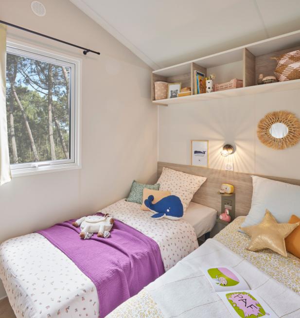 Chambre enfants mobil-home Loggia camping Les Chalands Fleuris