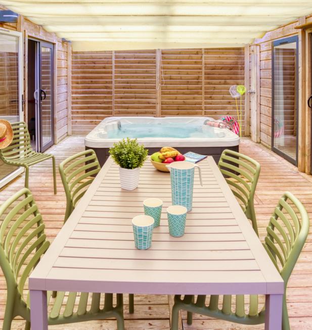 Cottage Prestige avec jacuzzi privatif camping Signol