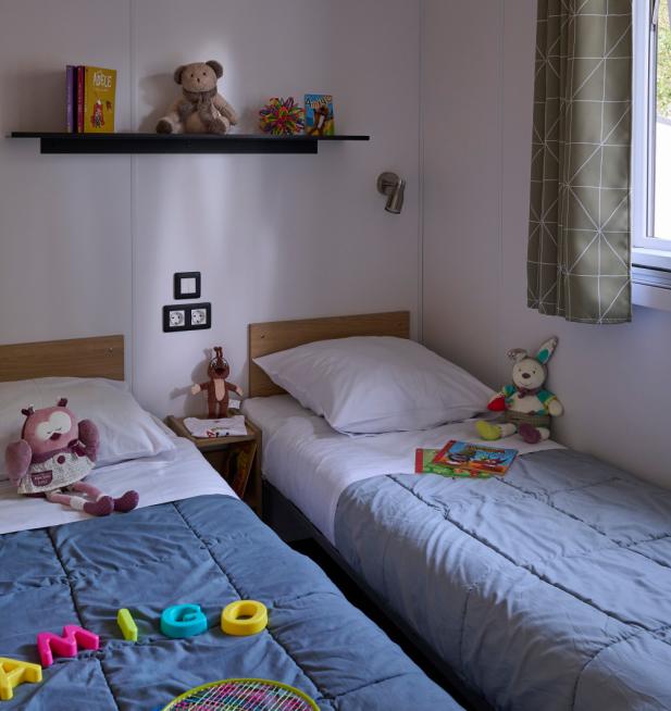 Chambre enfants Mobil-home Famille camping Signol