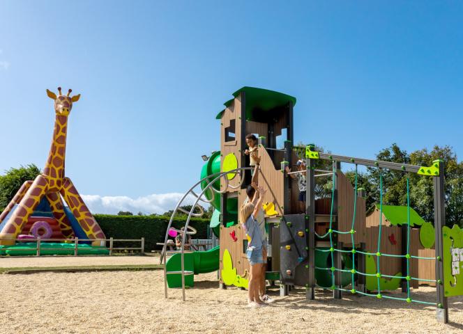 Aire jeux camping Park er Lann