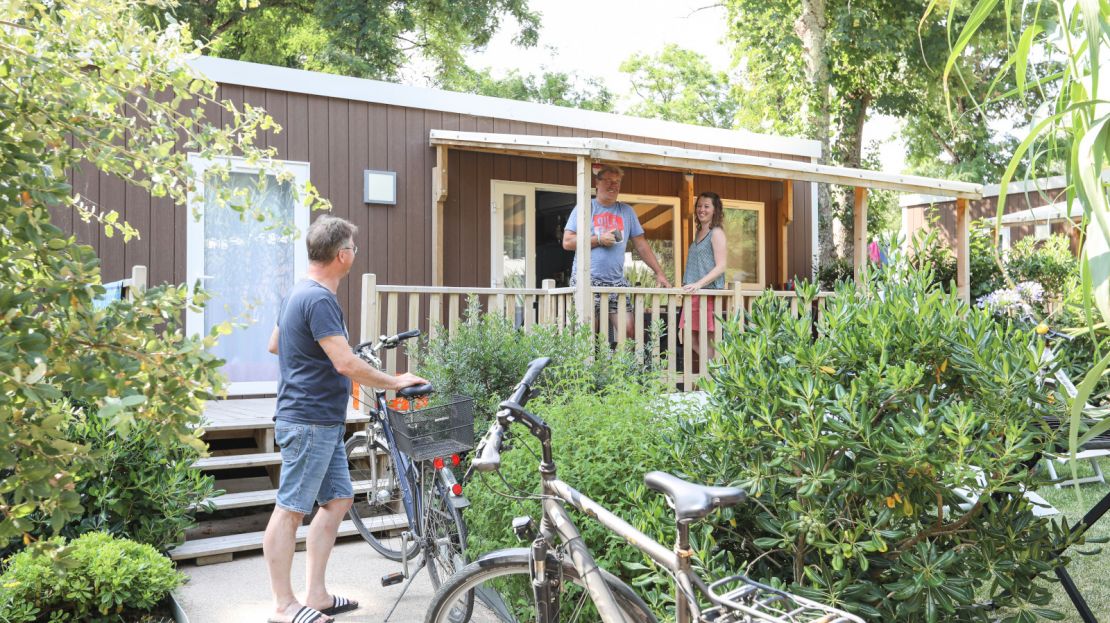 Camping Le Petit Rocher quartier Premium