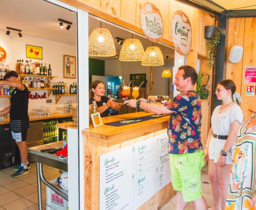 Bar snack camping Signol