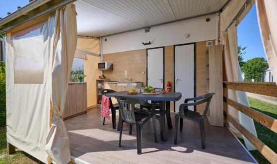 hebergement-simplicite-terrasse