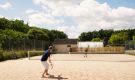 Camping la Mignardière - Destination Châteaux de la Loire - Terrain de tennis