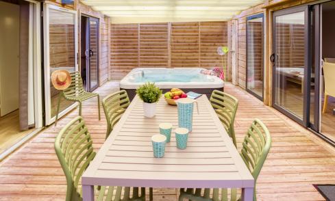 Cottage Prestige avec jacuzzi privatif camping Signol